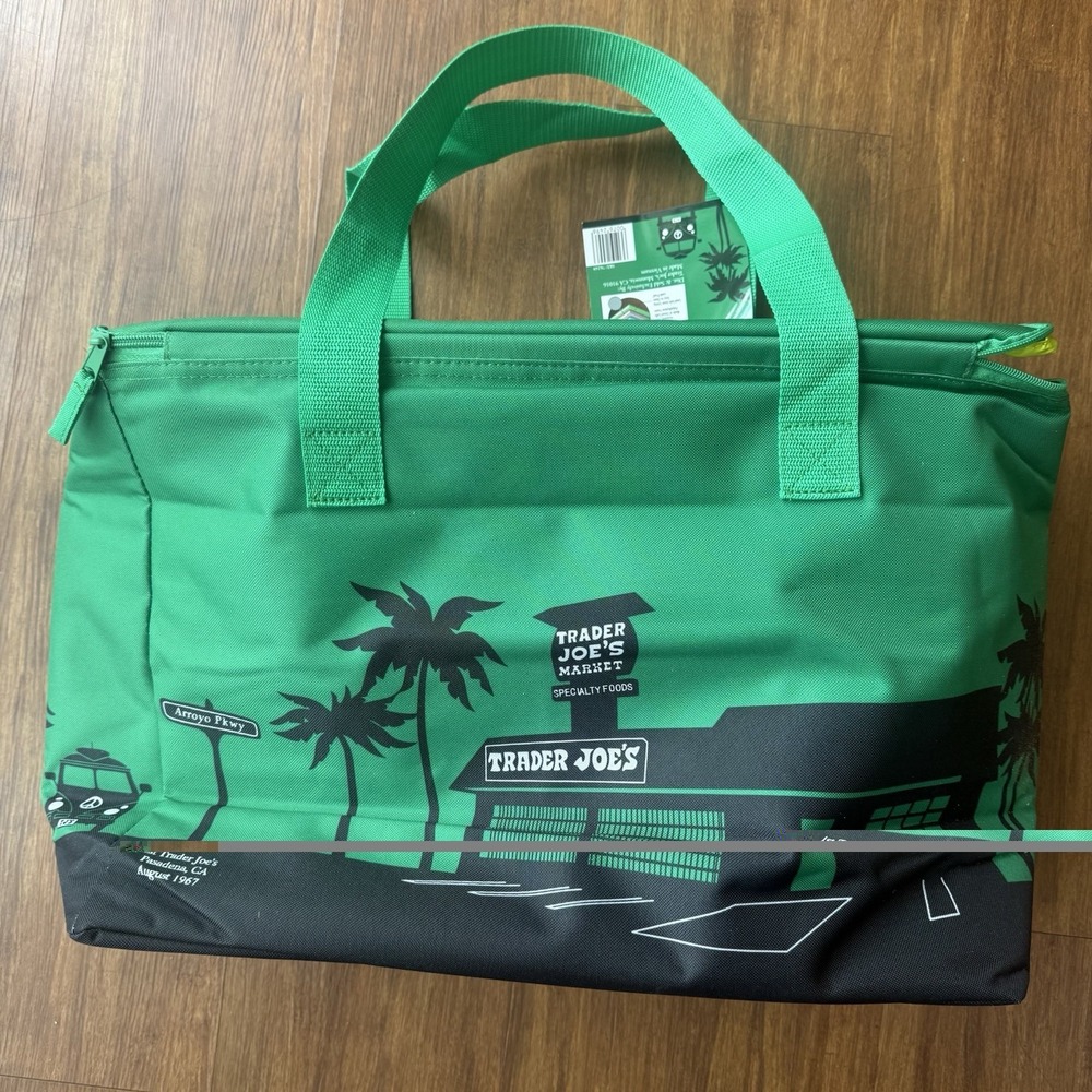 Trader Joes Emerald Green Insulated Cooler Large 8 Gallon Tote Bag Primary Green